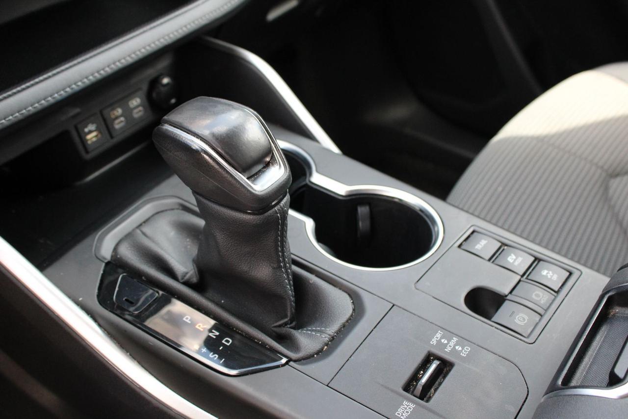 2023 Toyota Highlander Hybrid LE Fredericksburg VA