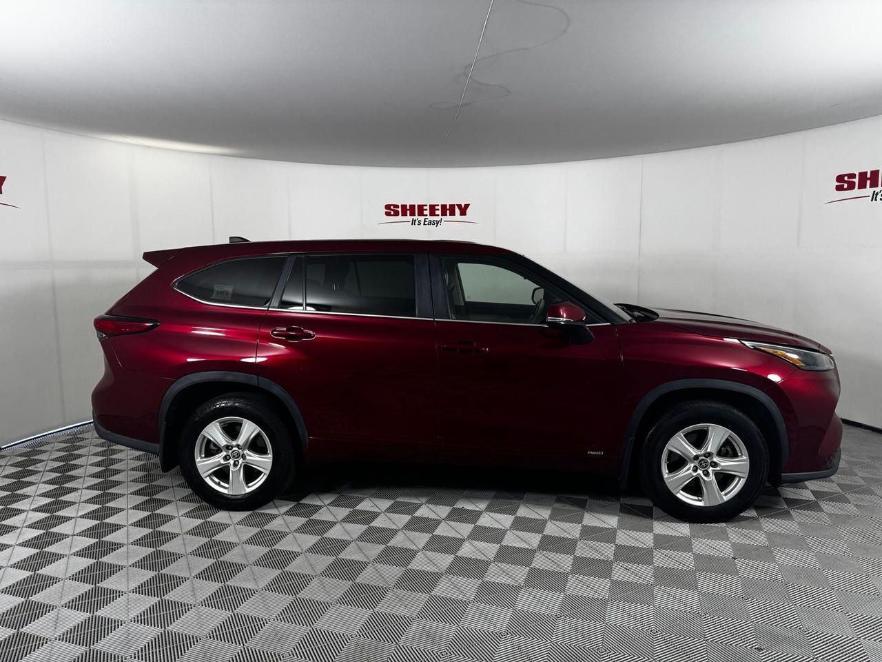 2023 Toyota Highlander Hybrid LE Fredericksburg VA