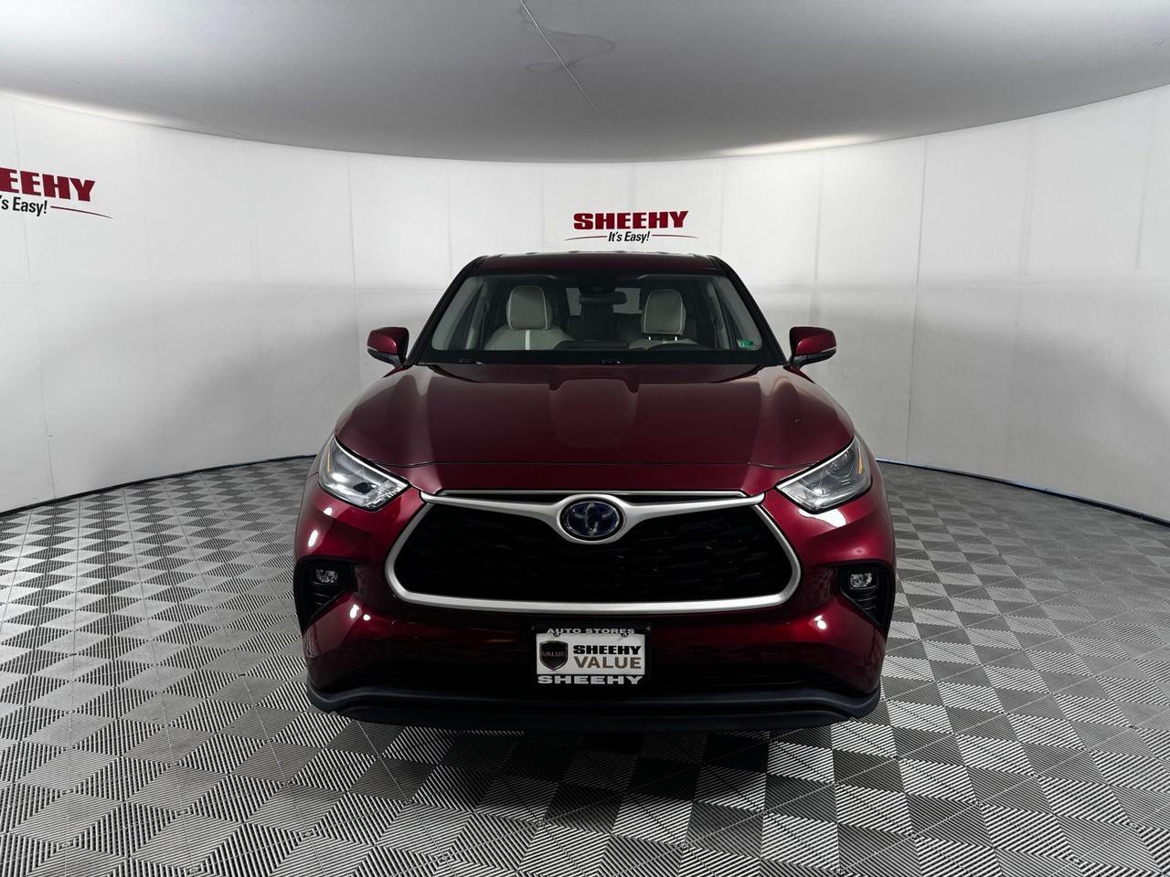 2023 Toyota Highlander Hybrid LE Fredericksburg VA