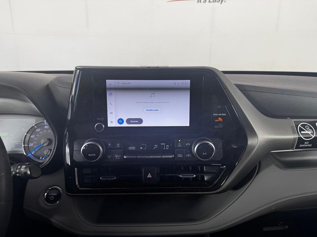 2023 Toyota Highlander Hybrid LE Fredericksburg VA