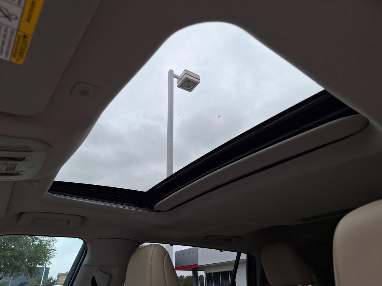 2023 Toyota Highlander Hybrid Limited Hurst TX