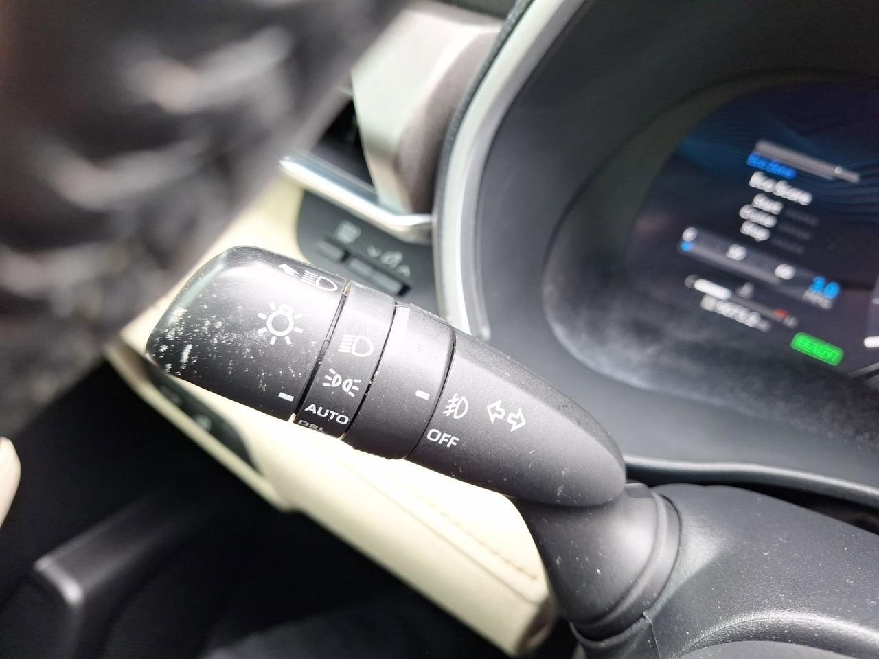 2023 Toyota Highlander Hybrid Limited Hurst TX