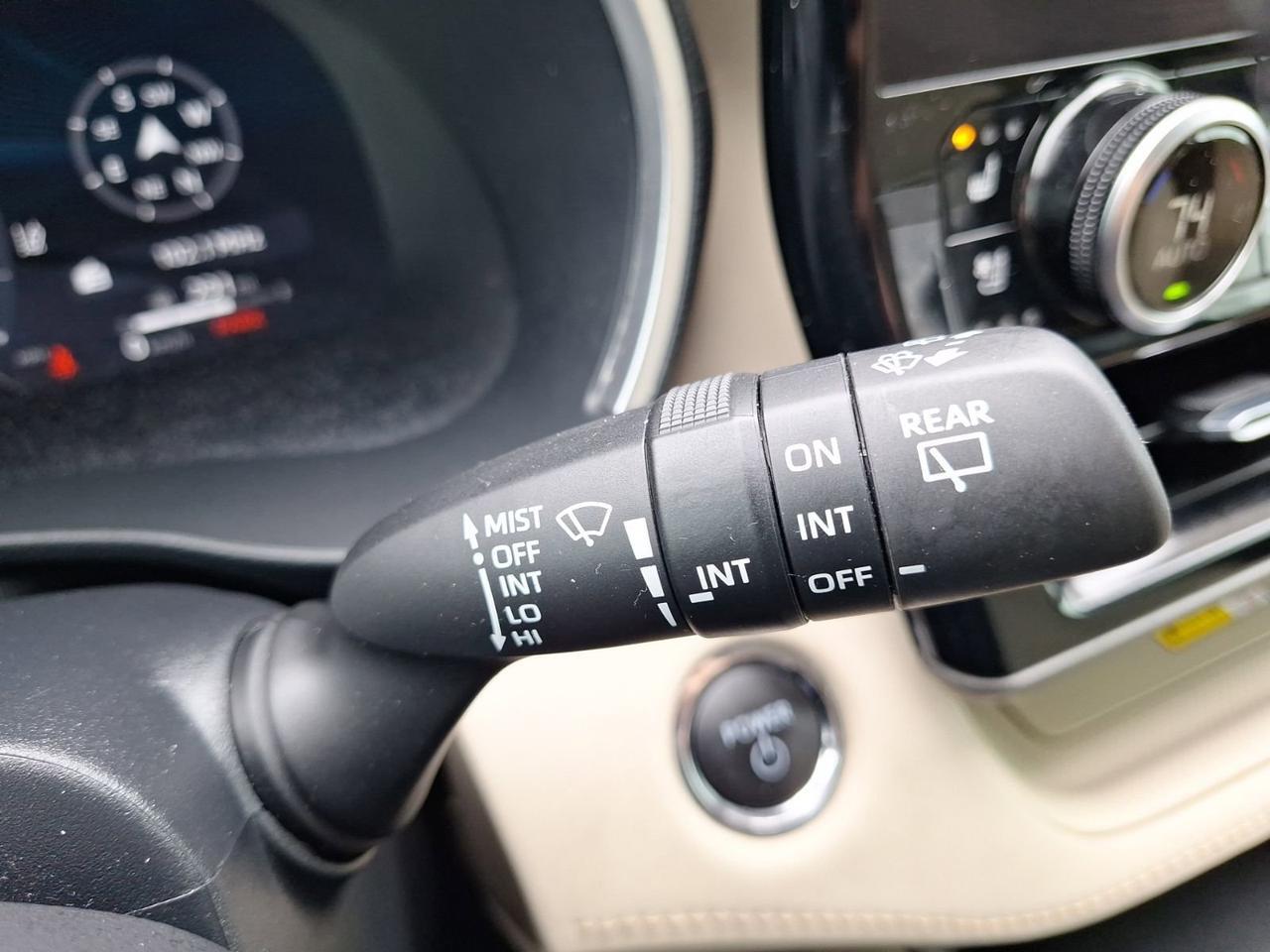 2023 Toyota Highlander Hybrid Limited Hurst TX