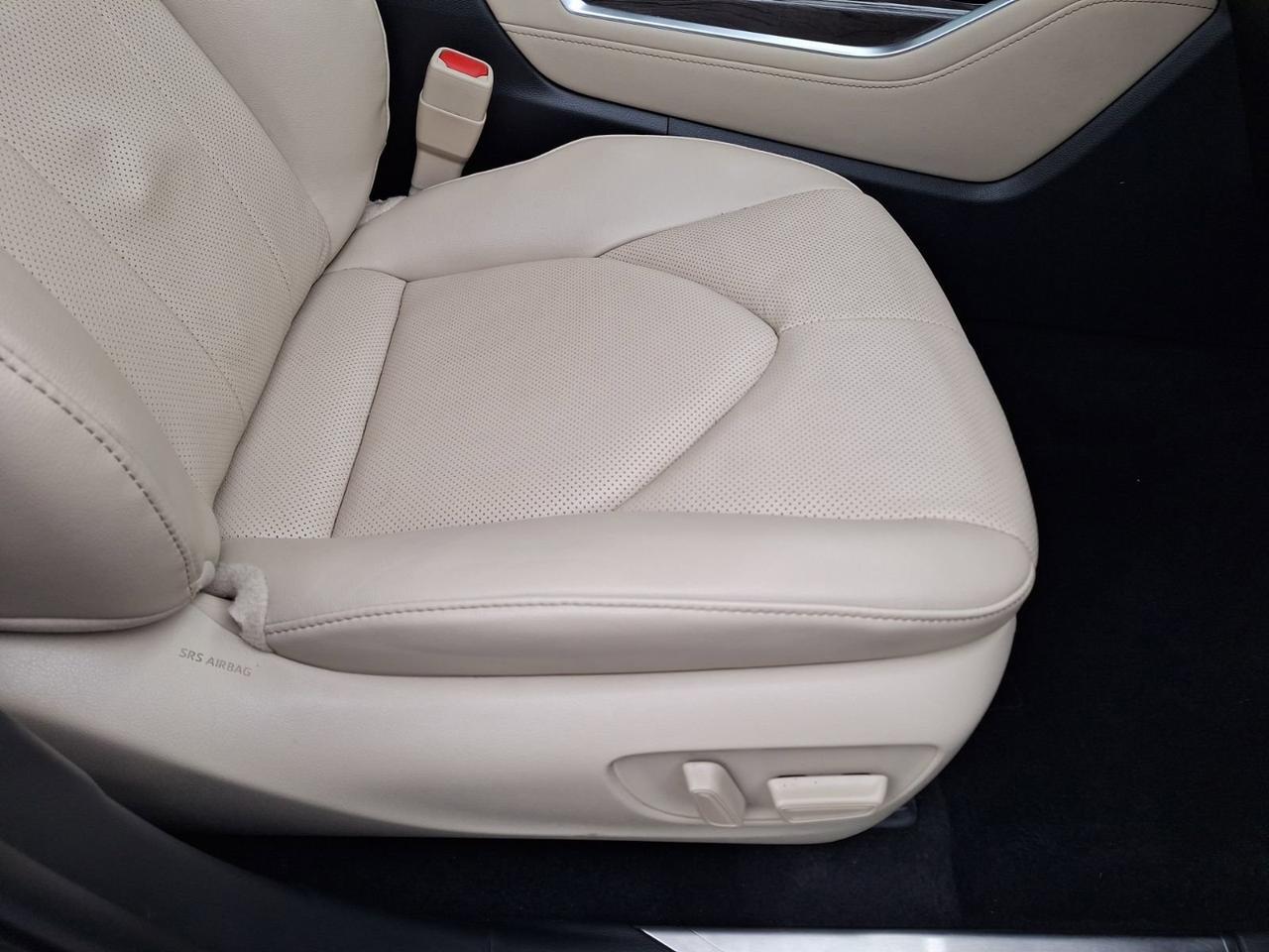 2023 Toyota Highlander Hybrid Limited Hurst TX