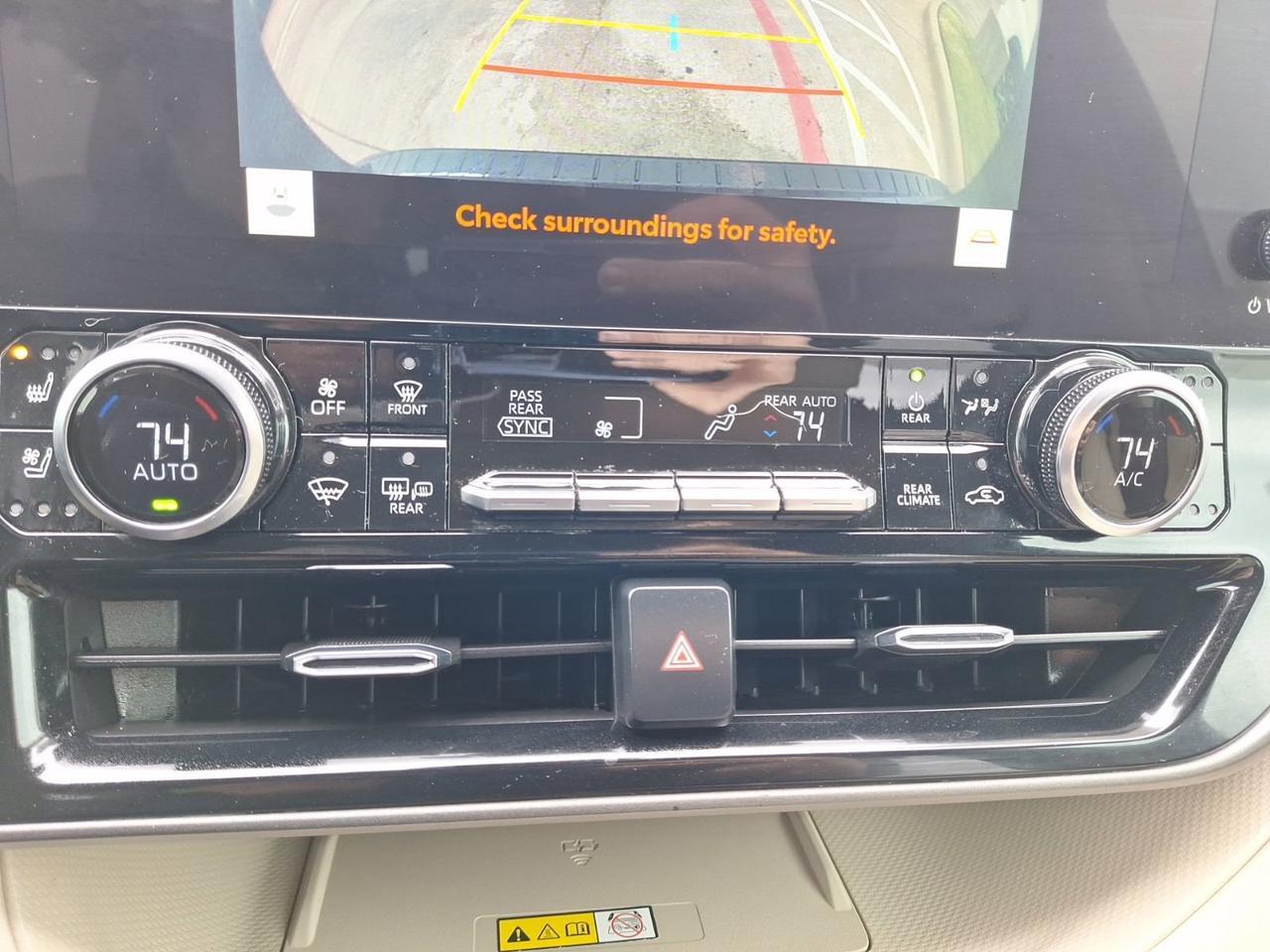 2023 Toyota Highlander Hybrid Limited Hurst TX