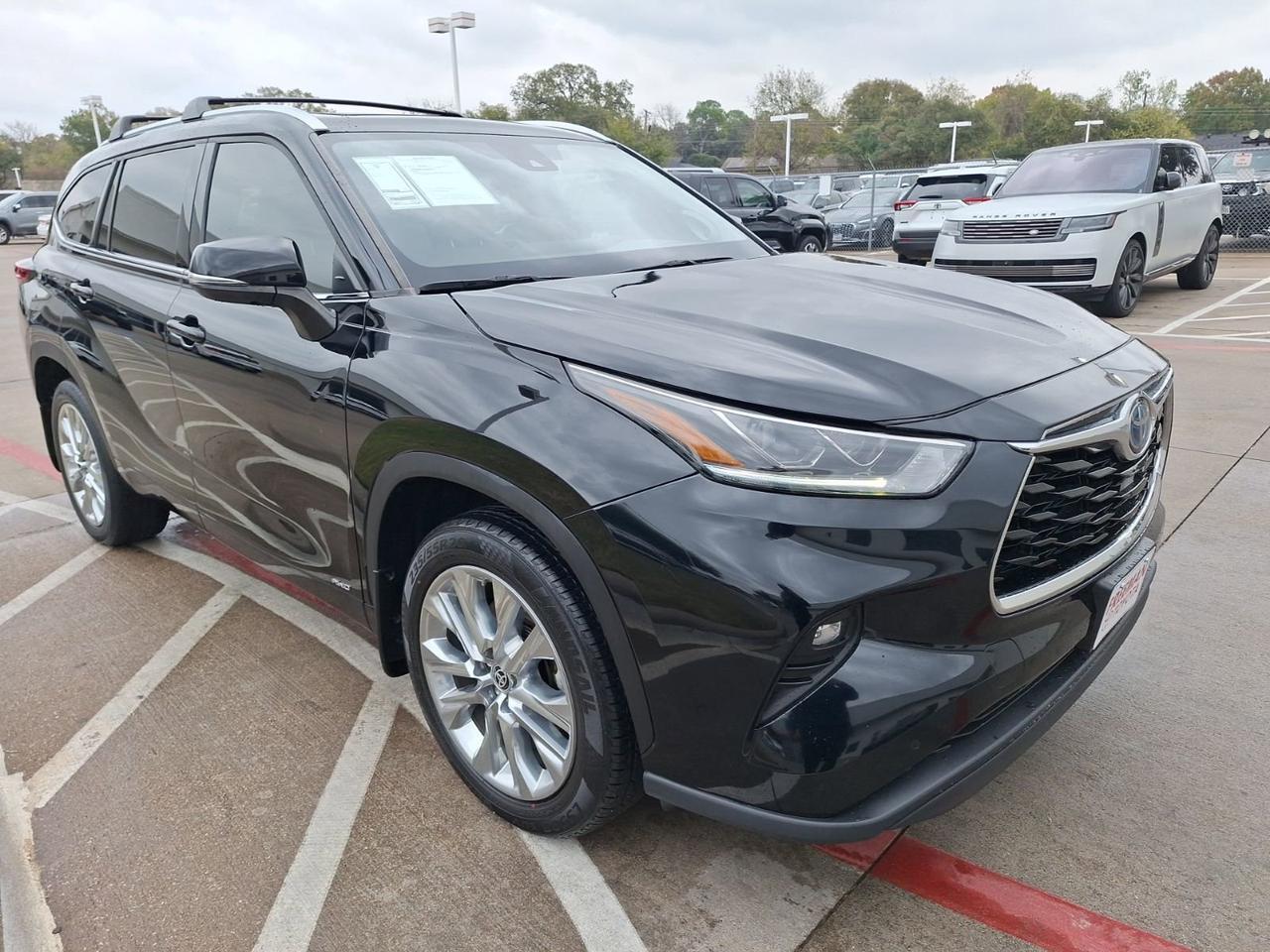 2023 Toyota Highlander Hybrid Limited Hurst TX