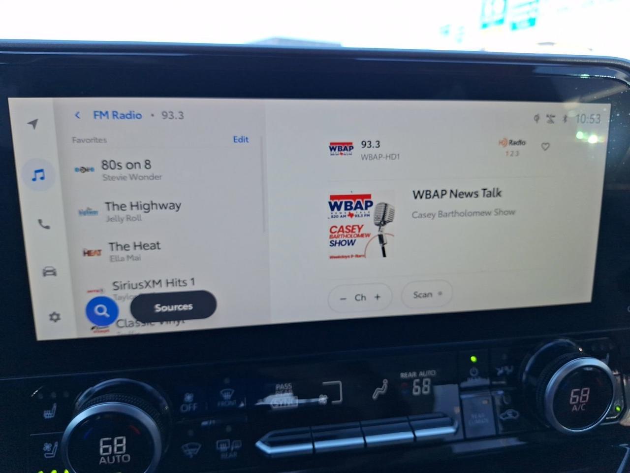 2023 Toyota Highlander Hybrid Limited Hurst TX