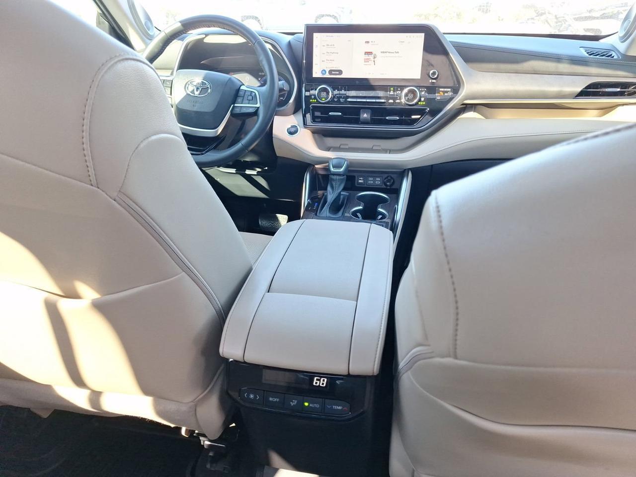 2023 Toyota Highlander Hybrid Limited Hurst TX