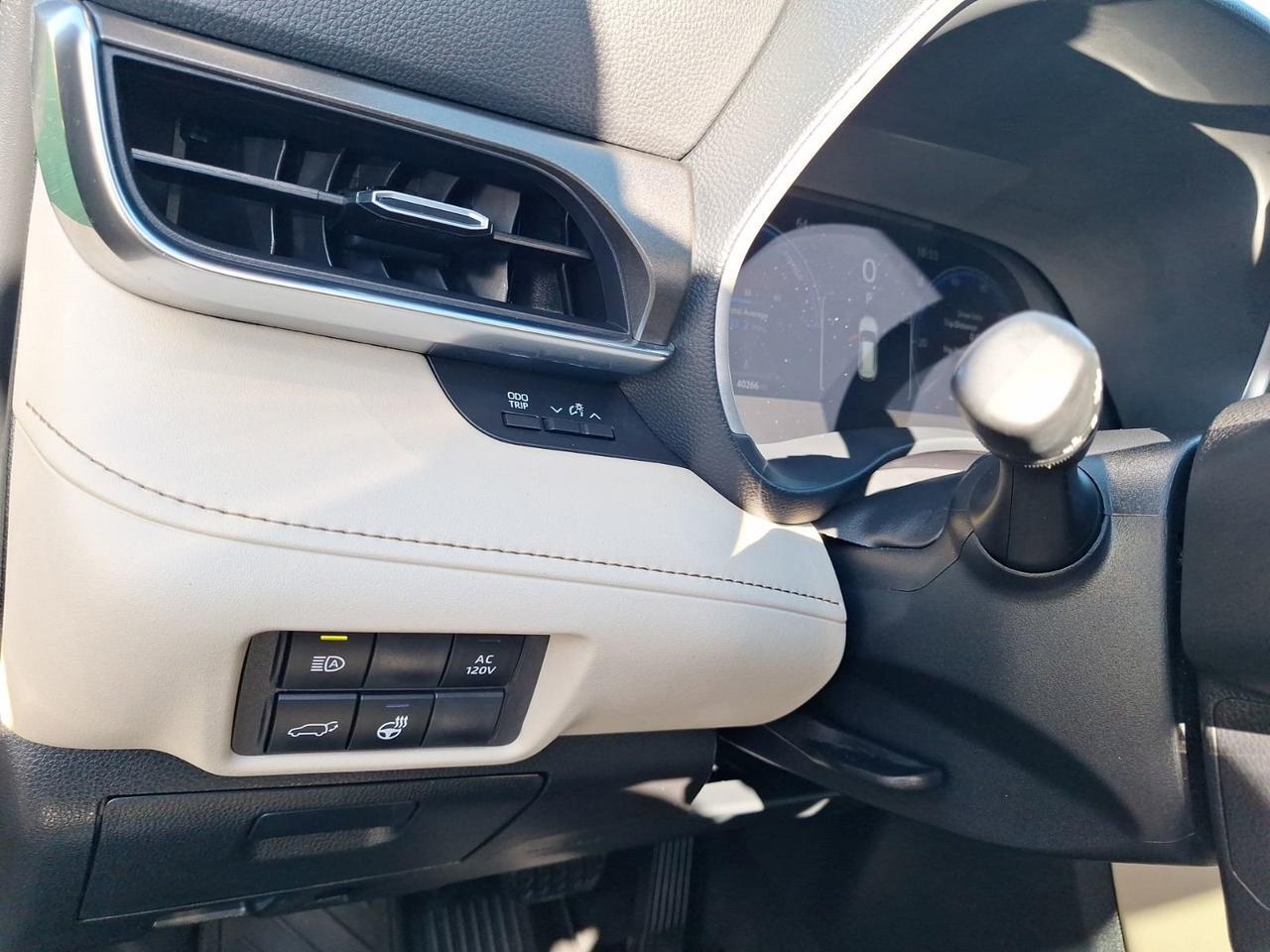 2023 Toyota Highlander Hybrid Limited Hurst TX