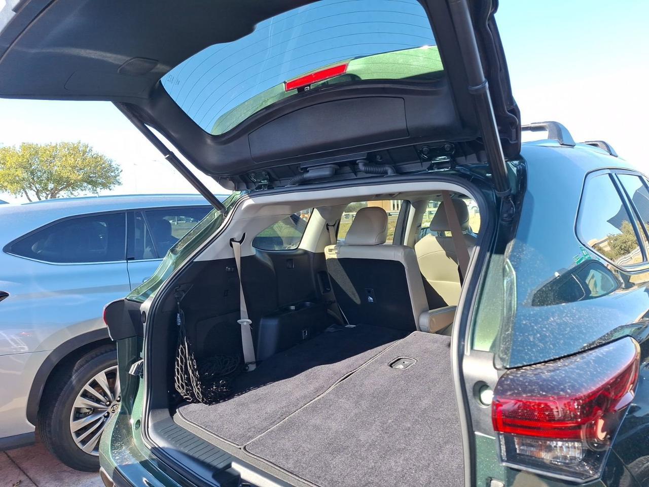 2023 Toyota Highlander Hybrid Limited Hurst TX