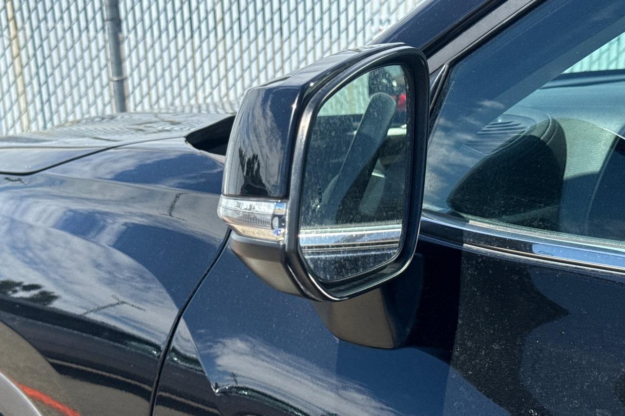 2023 Toyota Highlander Hybrid Limited Roseville CA