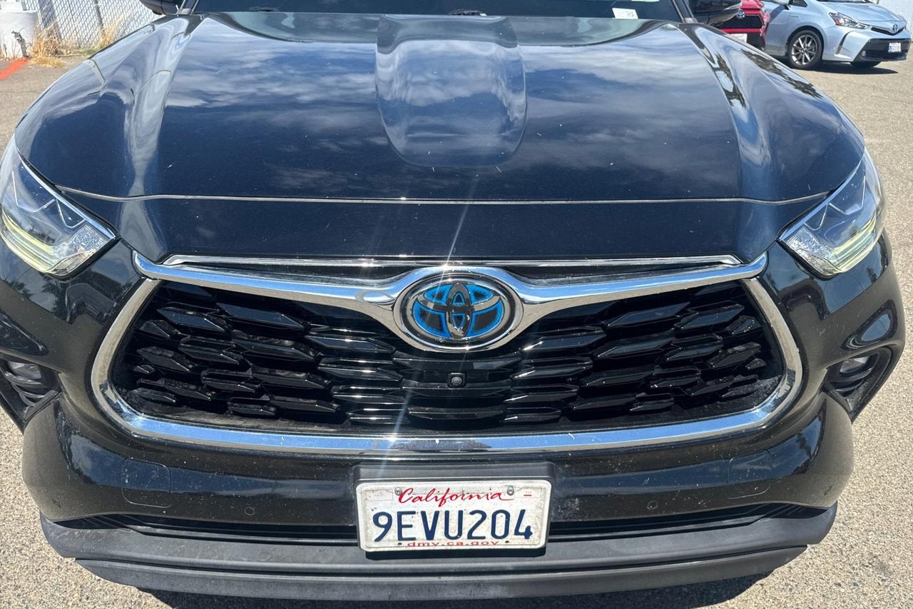 2023 Toyota Highlander Hybrid Limited Roseville CA