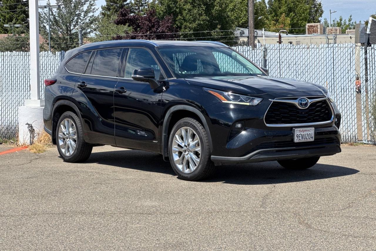 2023 Toyota Highlander Hybrid Limited Roseville CA