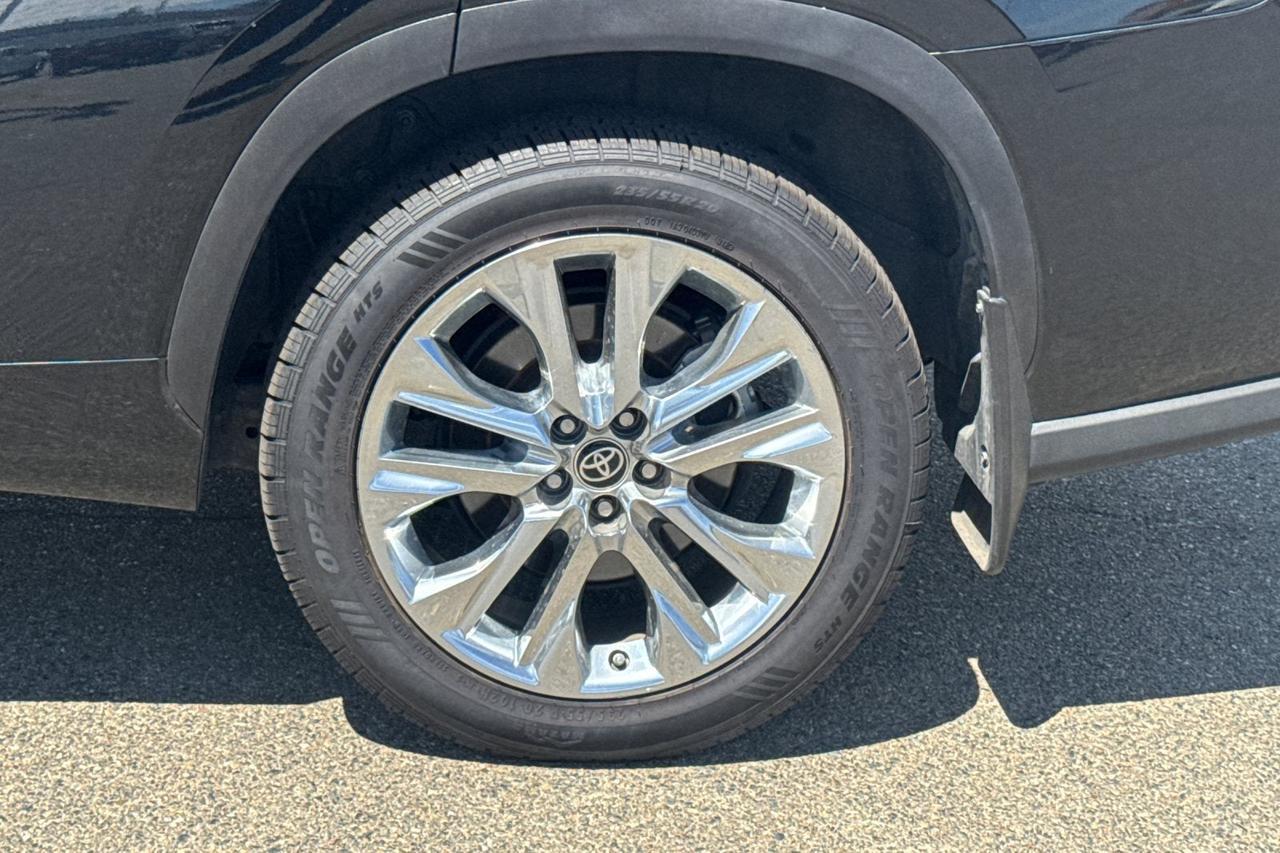 2023 Toyota Highlander Hybrid Limited Roseville CA