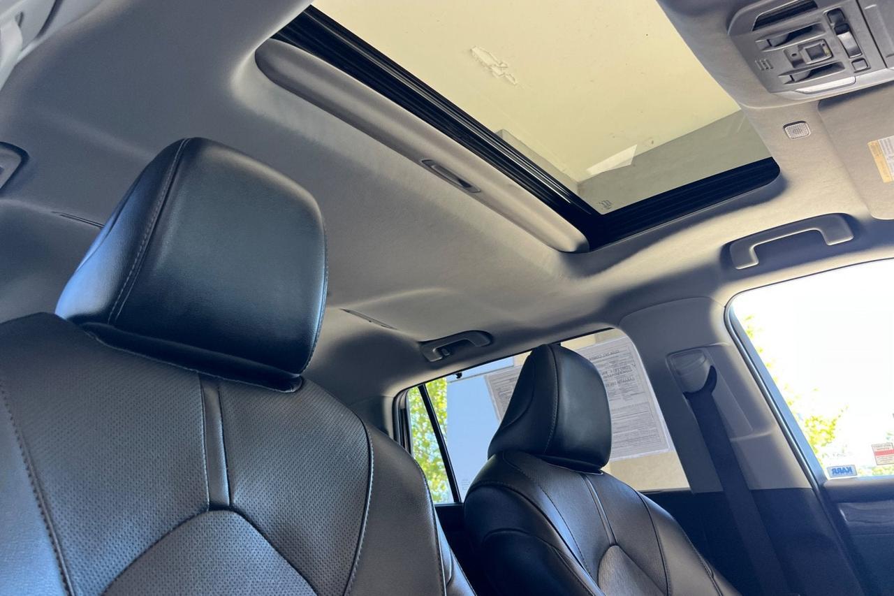 2023 Toyota Highlander Hybrid Limited Roseville CA