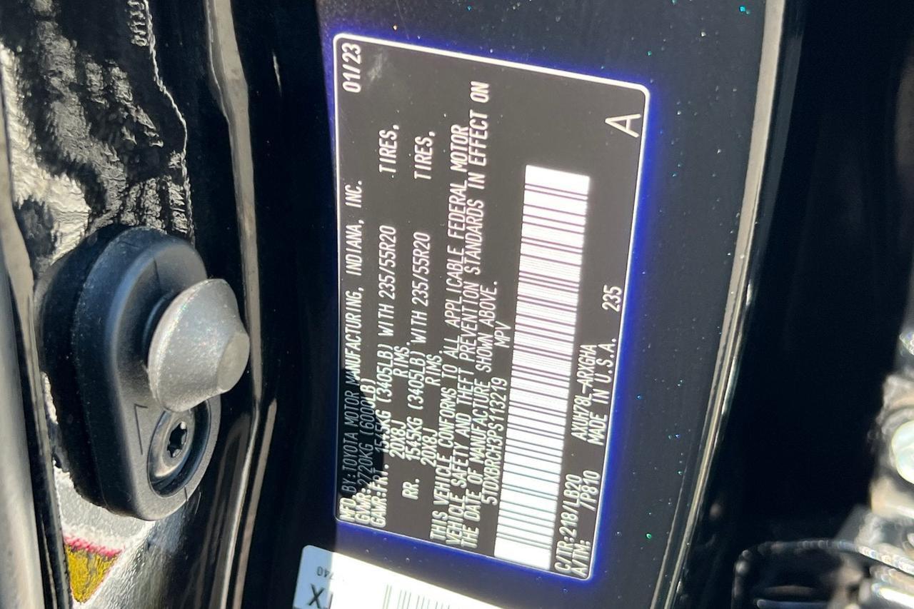2023 Toyota Highlander Hybrid Limited Roseville CA