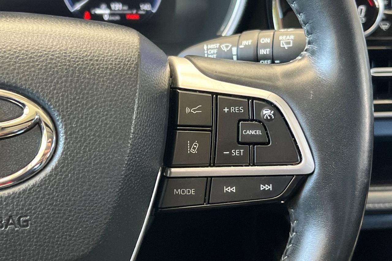 2023 Toyota Highlander Hybrid Limited Roseville CA