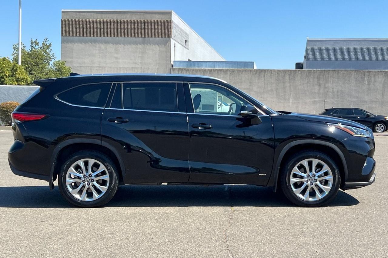 2023 Toyota Highlander Hybrid Limited Roseville CA