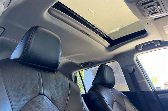 2023 Toyota Highlander Hybrid Limited Roseville CA