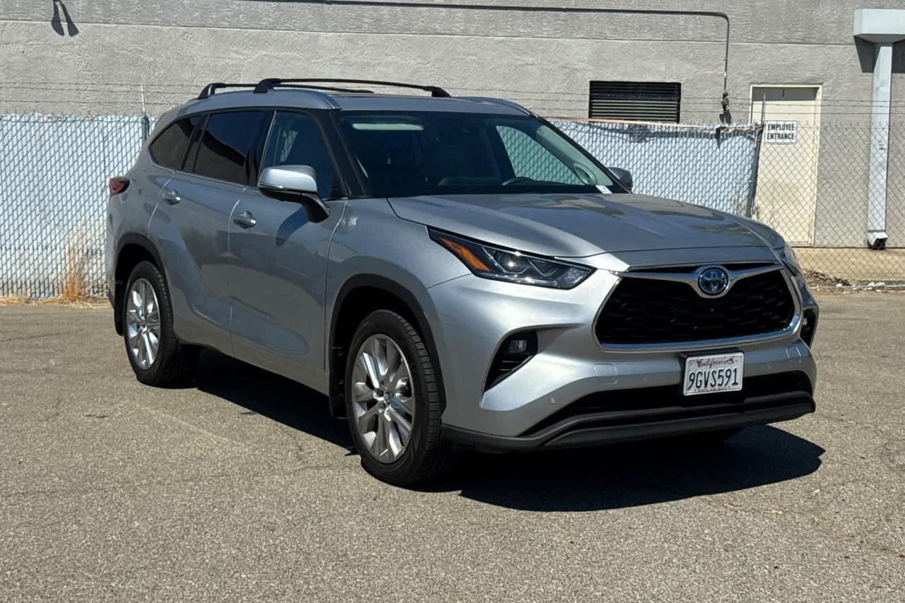 2023 Toyota Highlander Hybrid Limited Roseville CA