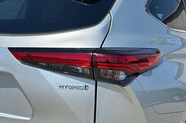 2023 Toyota Highlander Hybrid Limited Roseville CA