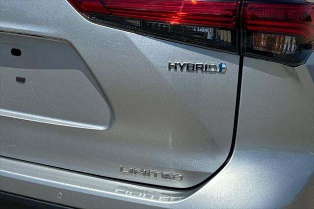 2023 Toyota Highlander Hybrid Limited Roseville CA