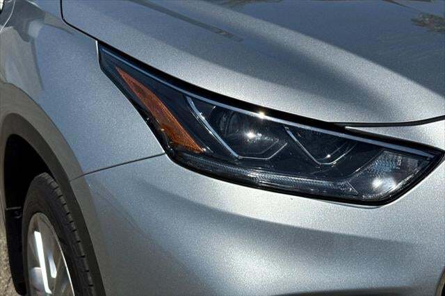 2023 Toyota Highlander Hybrid Limited Roseville CA