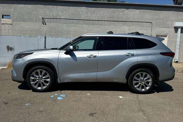 2023 Toyota Highlander Hybrid Limited Roseville CA