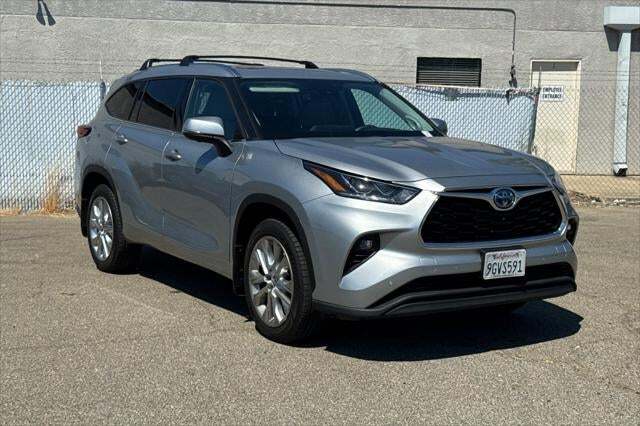 2023 Toyota Highlander Hybrid Limited Roseville CA
