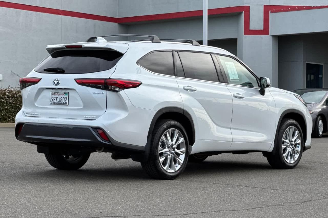 2023 Toyota Highlander Hybrid Limited Roseville CA