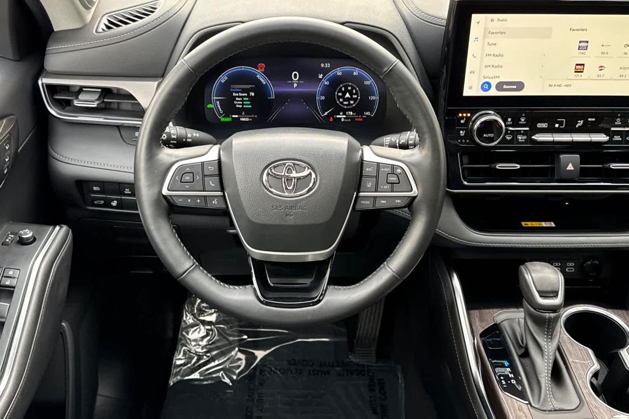 2023 Toyota Highlander Hybrid Limited Roseville CA