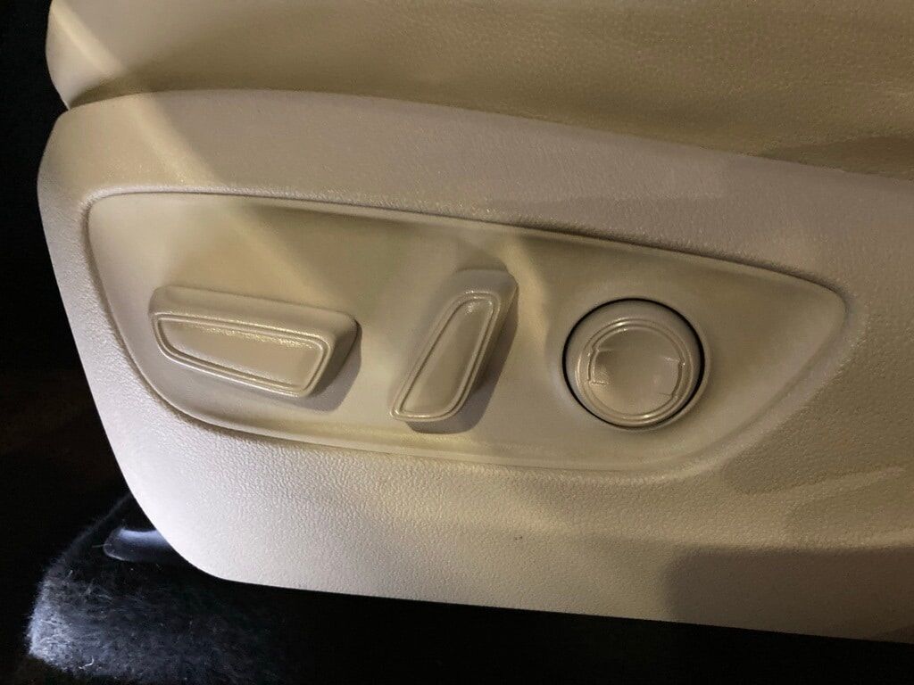 2023 Toyota Highlander Hybrid Limited San Antonio TX