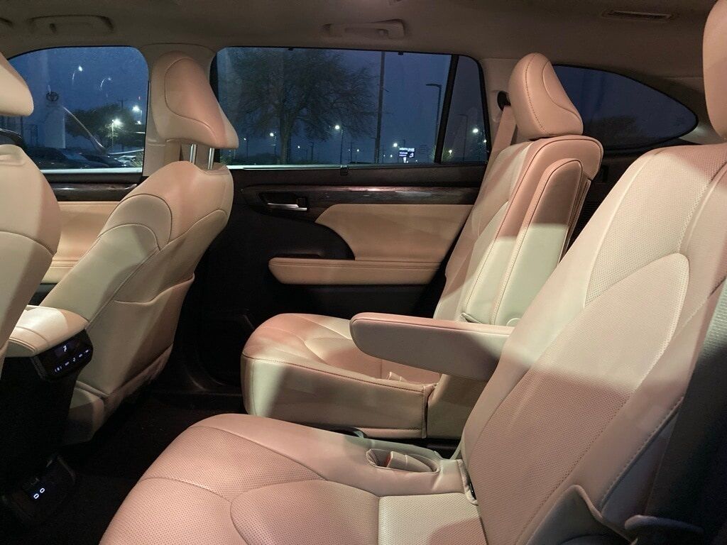 2023 Toyota Highlander Hybrid Limited San Antonio TX