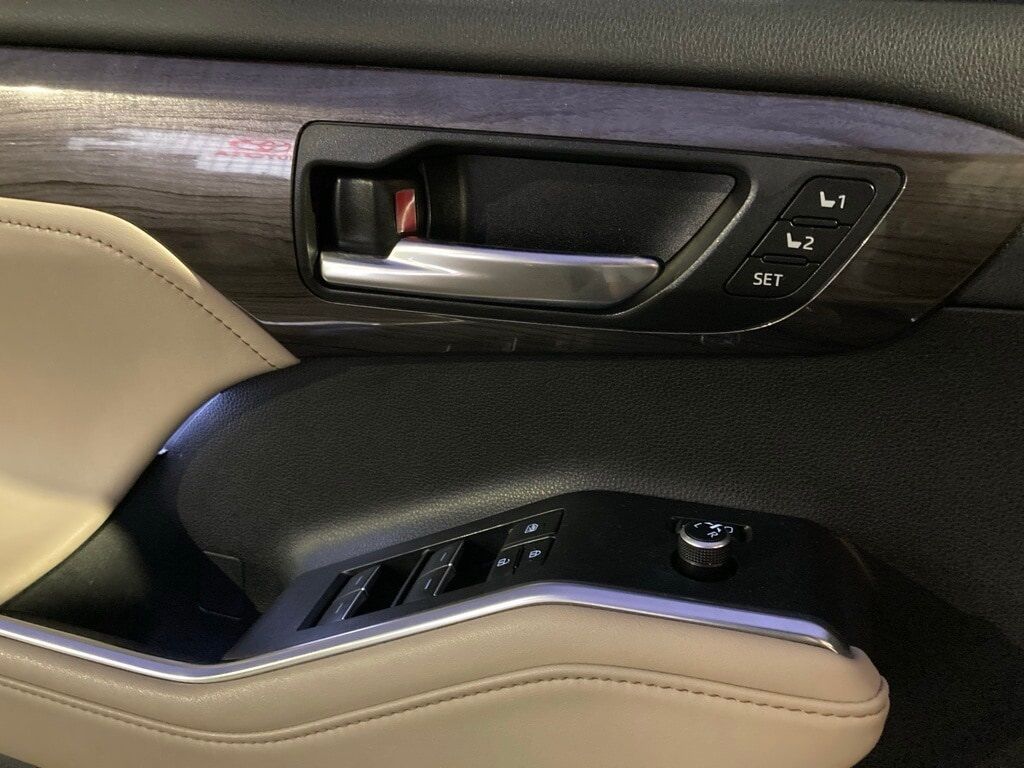 2023 Toyota Highlander Hybrid Limited San Antonio TX