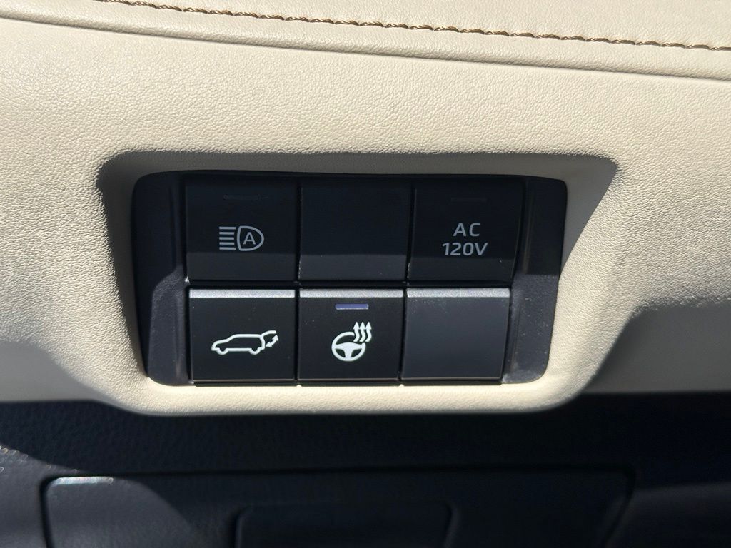 2023 Toyota Highlander Hybrid Limited Tucson AZ