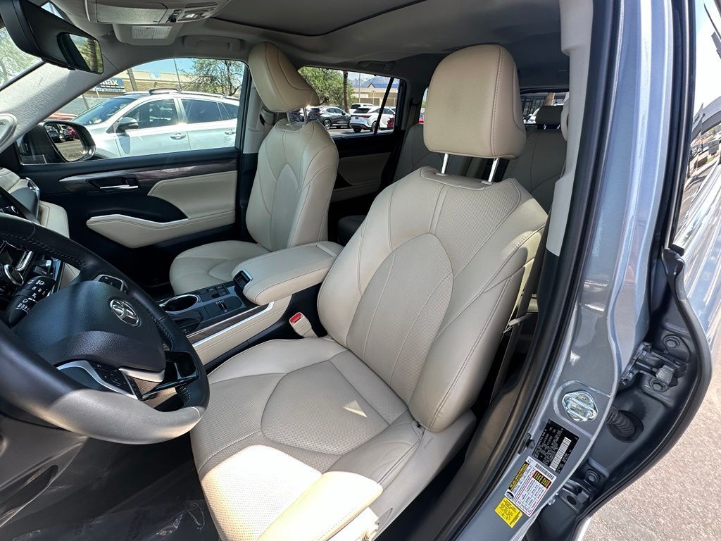 2023 Toyota Highlander Hybrid Limited Tucson AZ