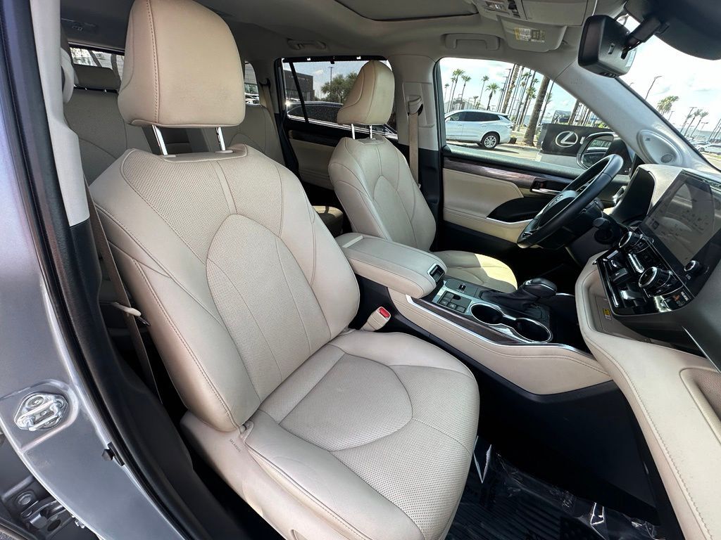 2023 Toyota Highlander Hybrid Limited Tucson AZ