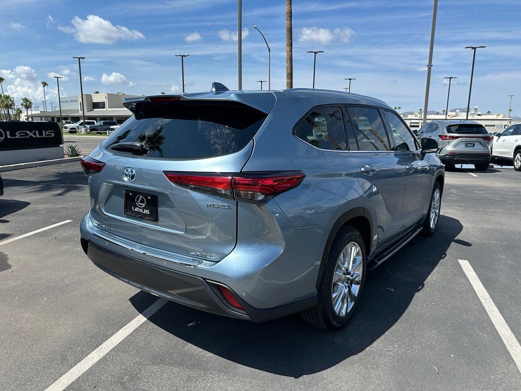 2023 Toyota Highlander Hybrid Limited Tucson AZ