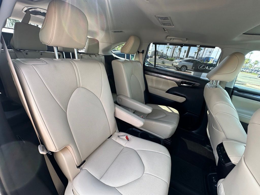 2023 Toyota Highlander Hybrid Limited Tucson AZ