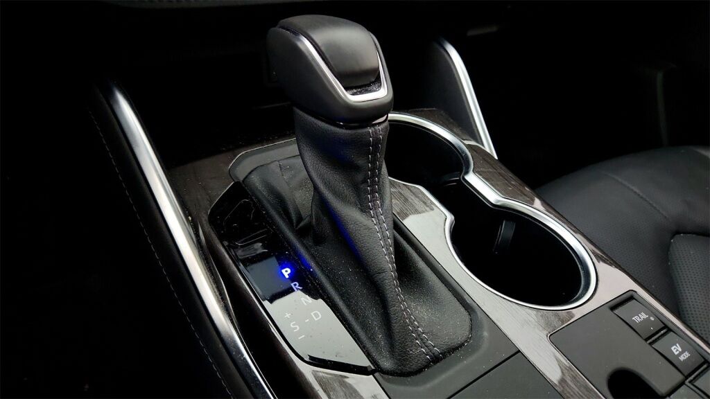 2023 Toyota Highlander Hybrid Limited Laurel MD