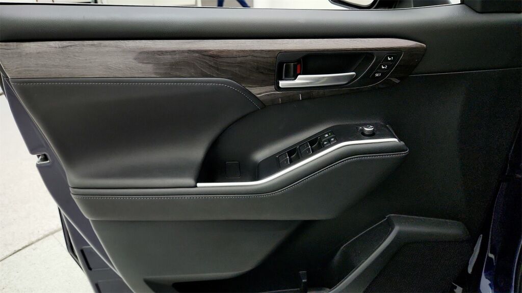 2023 Toyota Highlander Hybrid Limited Laurel MD