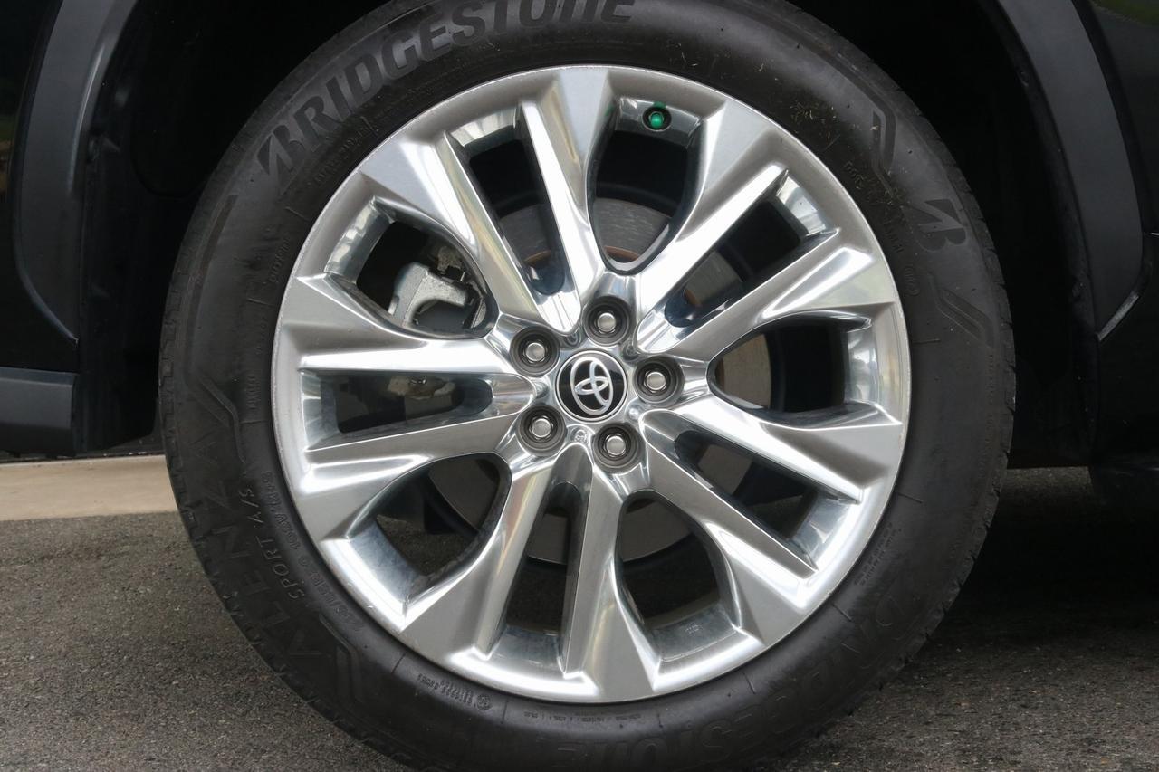 2023 Toyota Highlander Hybrid Limited Fredericksburg VA