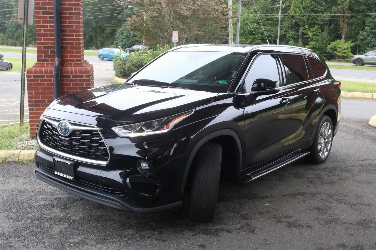 2023 Toyota Highlander Hybrid Limited Fredericksburg VA