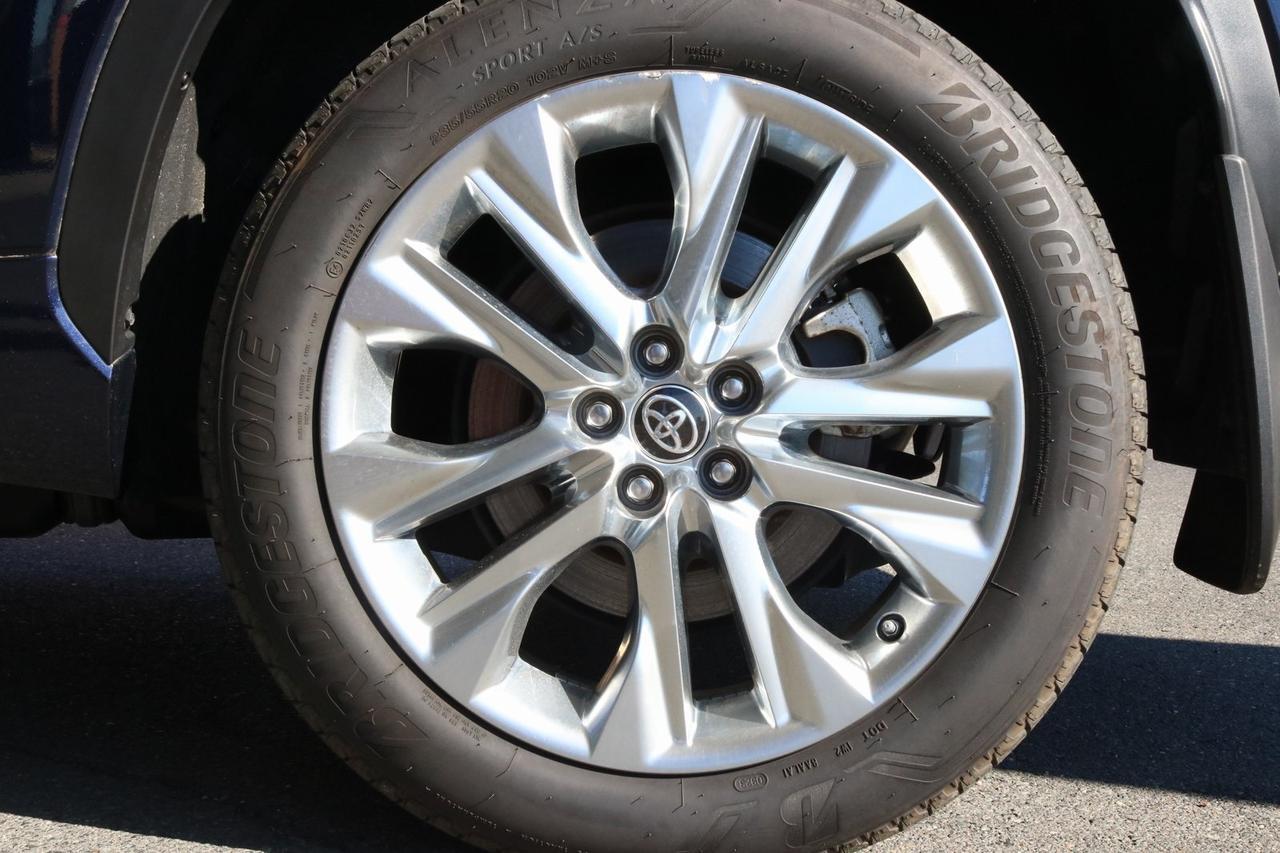 2023 Toyota Highlander Hybrid Limited Fredericksburg VA
