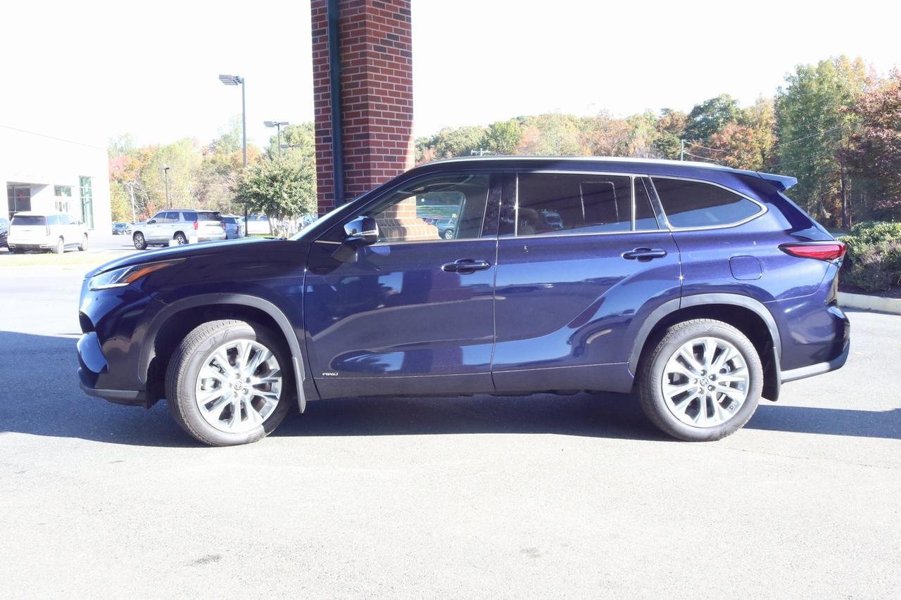 2023 Toyota Highlander Hybrid Limited Fredericksburg VA