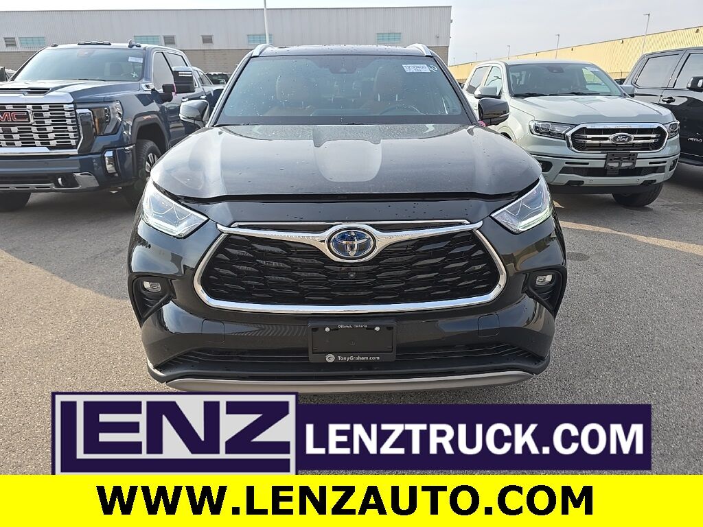 2023 Toyota Highlander Hybrid Platinum AWD 7 Passenger Minocqua WI