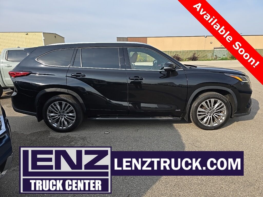 2023 Toyota Highlander Hybrid Platinum AWD 7 Passenger Minocqua WI