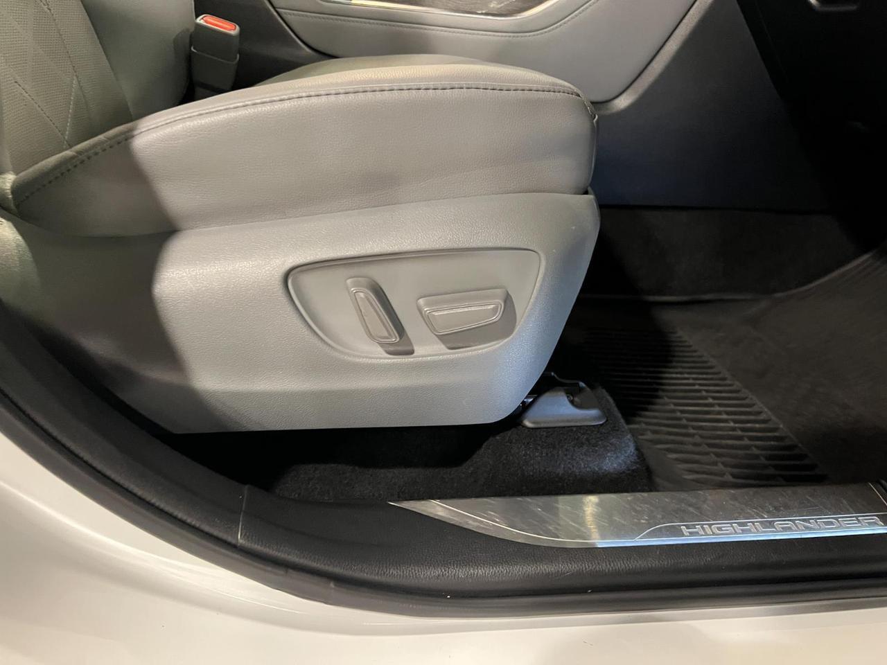 2023 Toyota Highlander Hybrid Platinum Parker CO