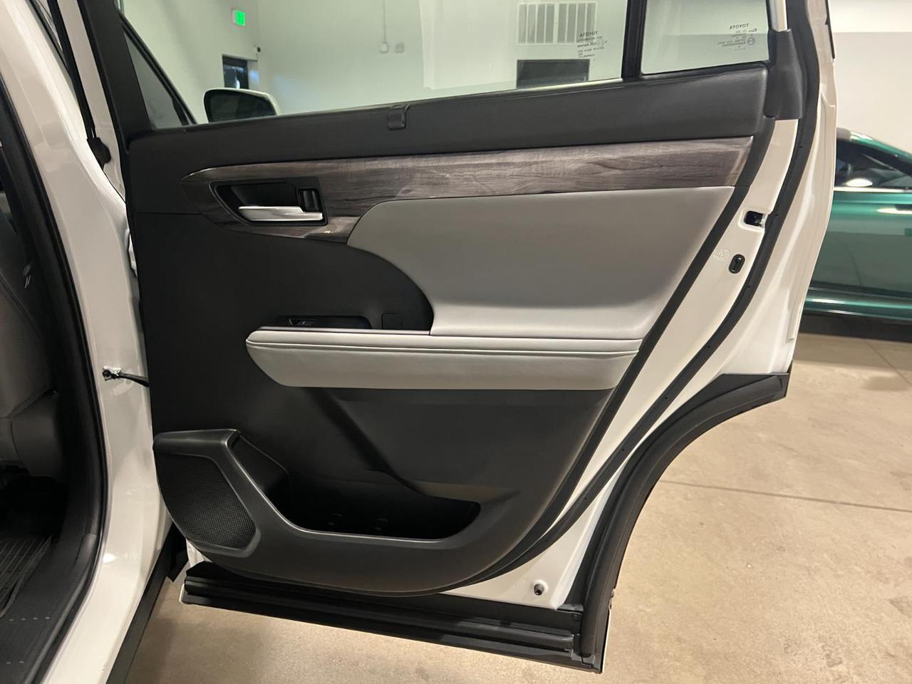 2023 Toyota Highlander Hybrid Platinum Parker CO