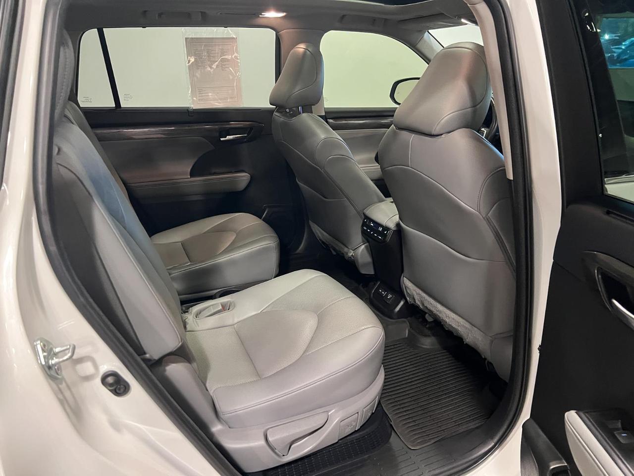 2023 Toyota Highlander Hybrid Platinum Parker CO